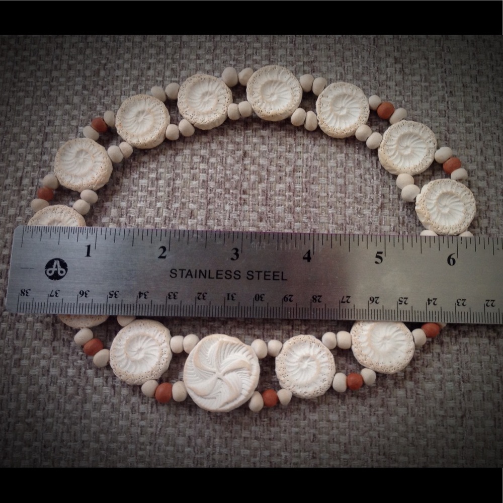 Unique Clay Choker 16" stretchable - Picture 3 of 3